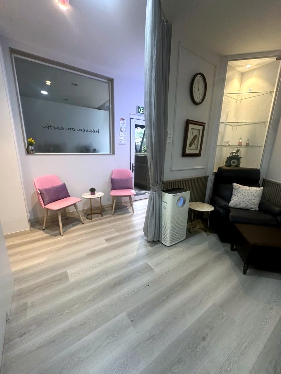 Waiting area at Engel Spa